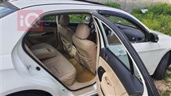 BYD F7